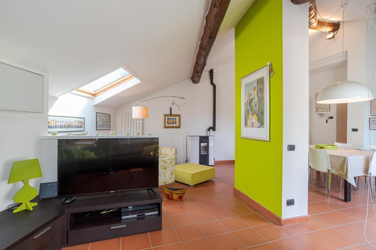 Apt With Terrace And Shared Pool! Lake View! Nesso Exterior foto