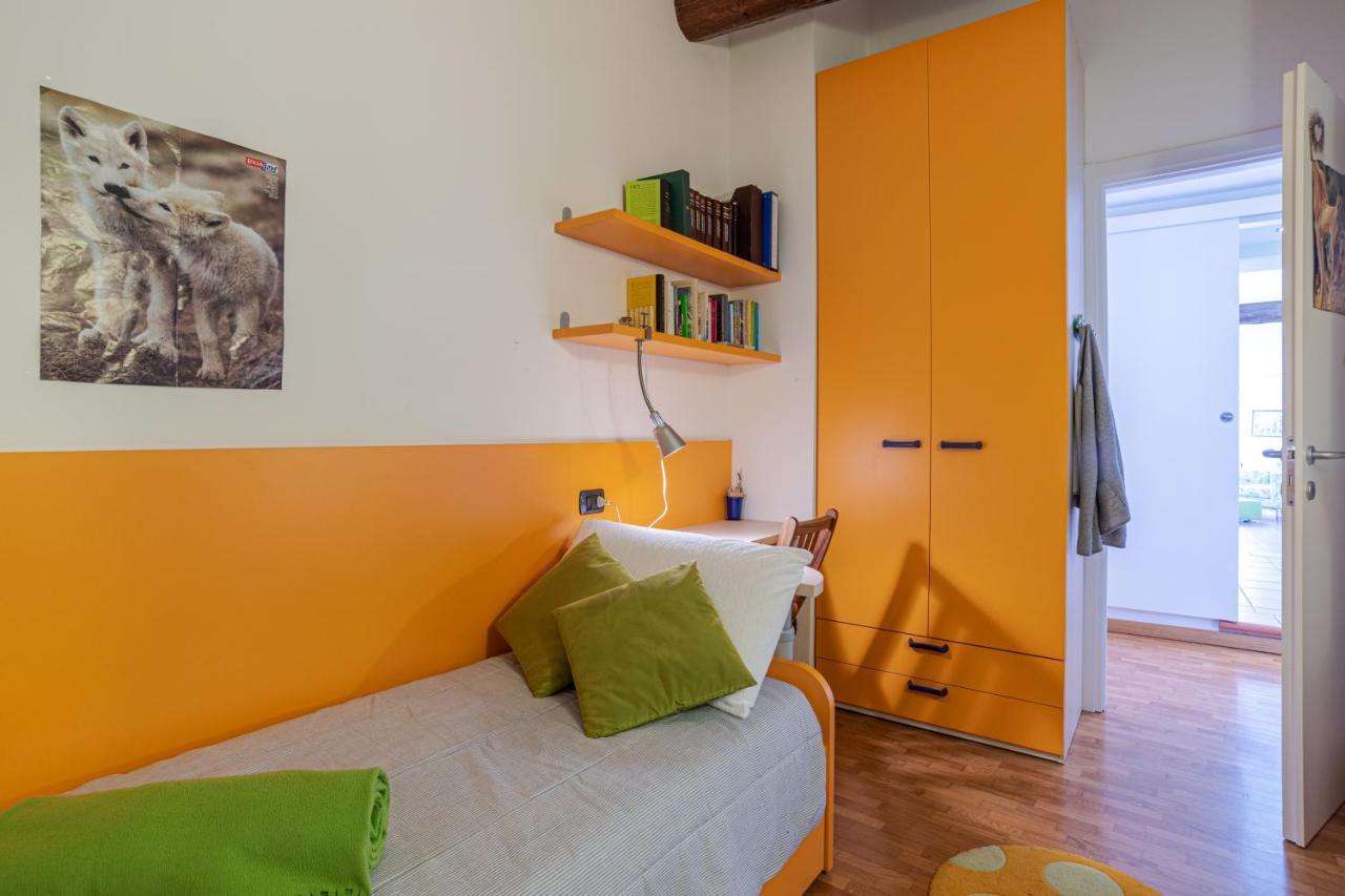 Apt With Terrace And Shared Pool! Lake View! Nesso Exterior foto